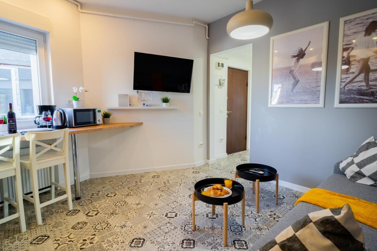 One Bedroom Flat In Bucharest'S Historic District Dış mekan fotoğraf