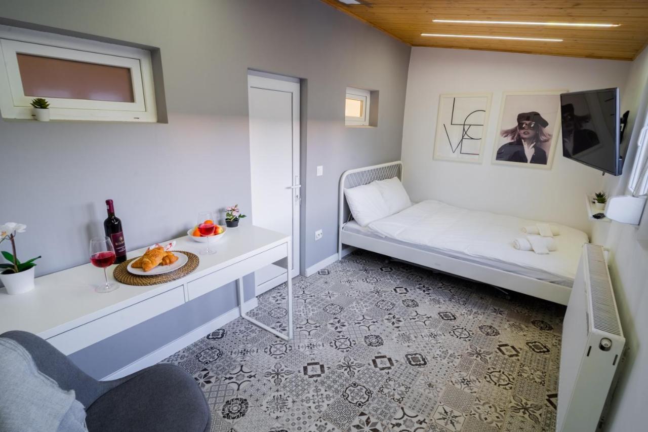One Bedroom Flat In Bucharest'S Historic District Dış mekan fotoğraf