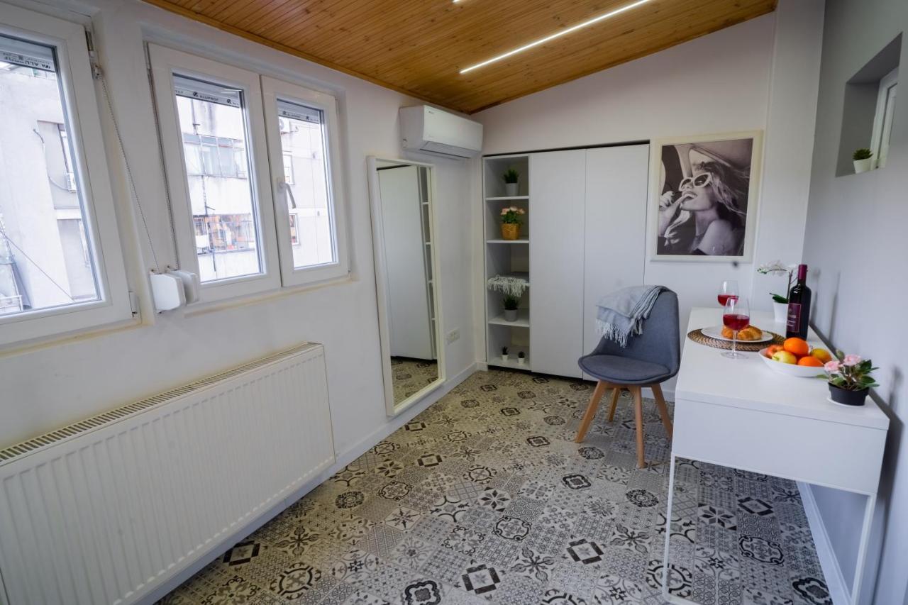 One Bedroom Flat In Bucharest'S Historic District Dış mekan fotoğraf