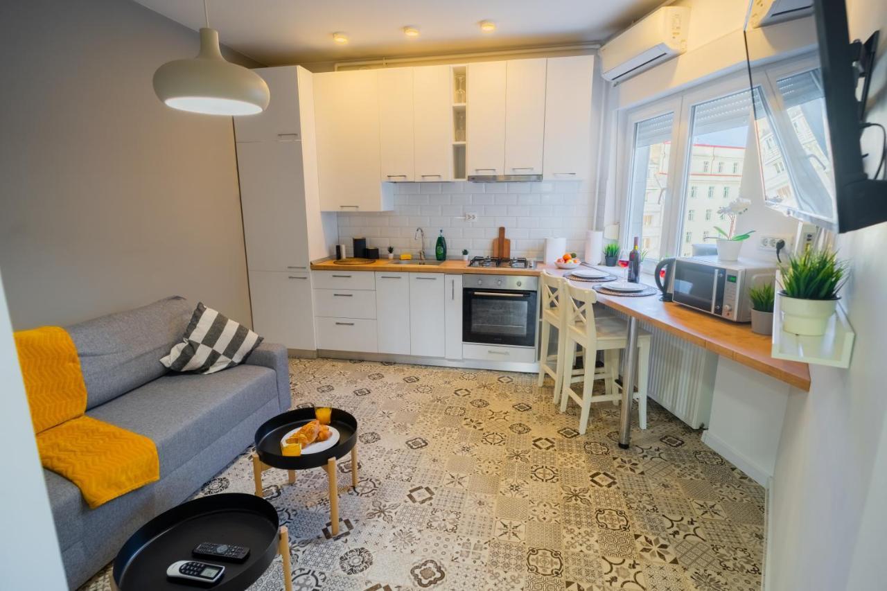 One Bedroom Flat In Bucharest'S Historic District Dış mekan fotoğraf
